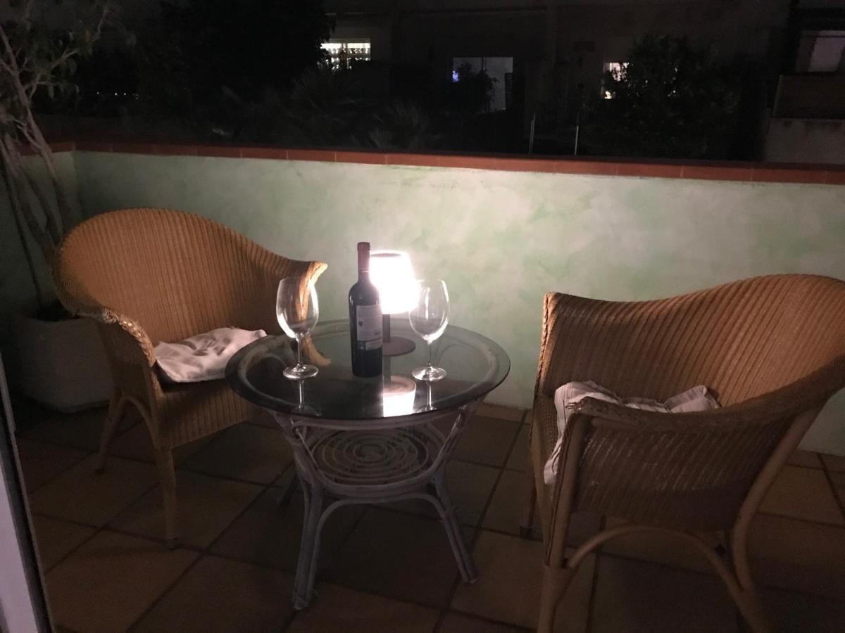Gran Apartamento De 4 Habitaciones En Sitges Eksteriør billede